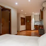 Hovi Universal - My Hotel